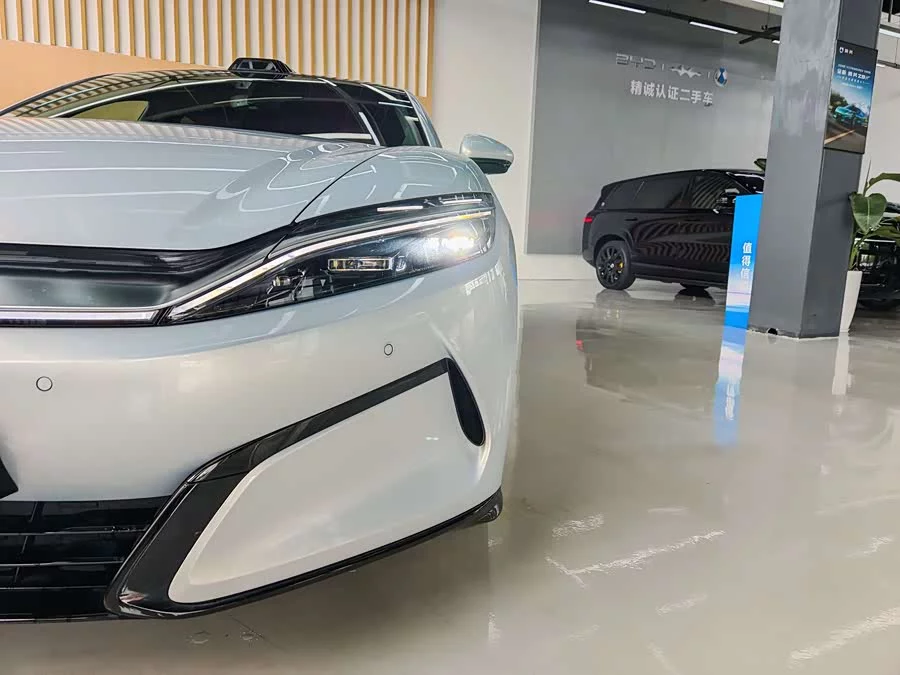 BYD Han L
