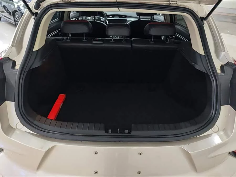 Geely Emgrand GS
