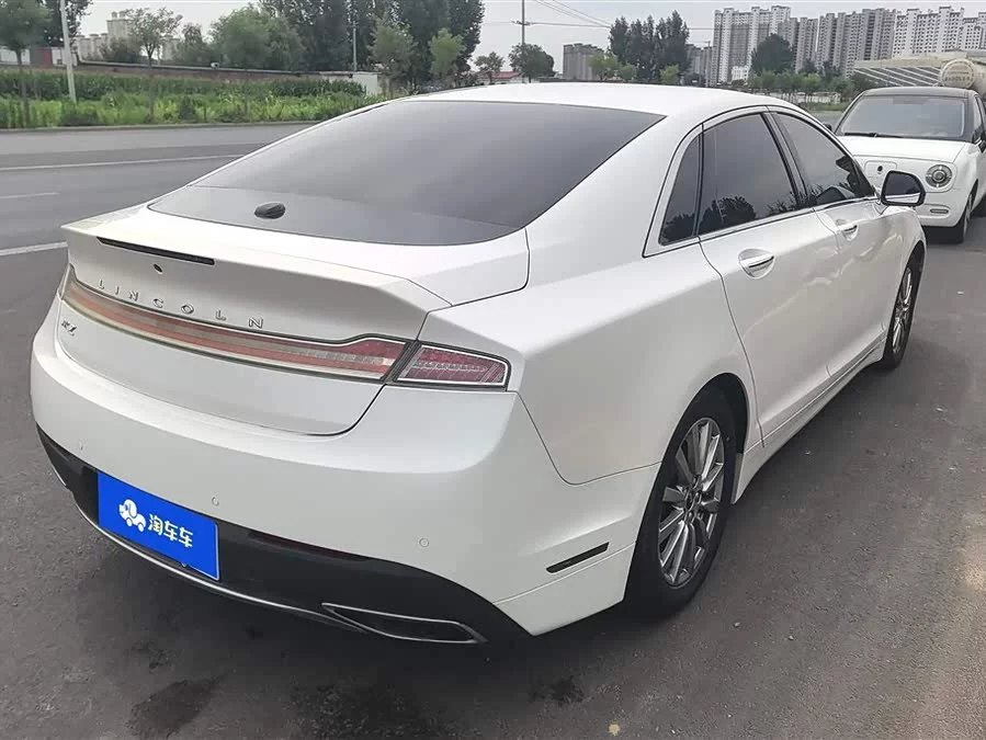 Lincoln MKZ