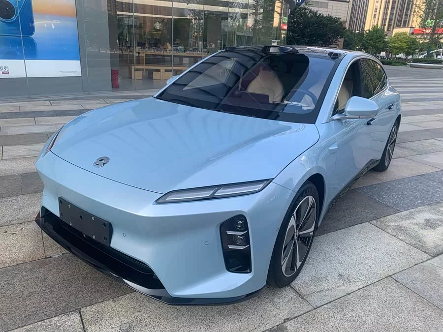 NIO ET5T