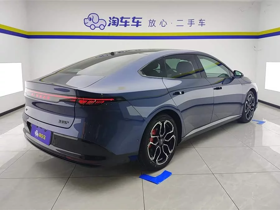 Nissan N7
