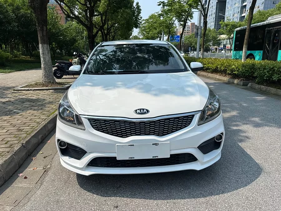 Kia K2