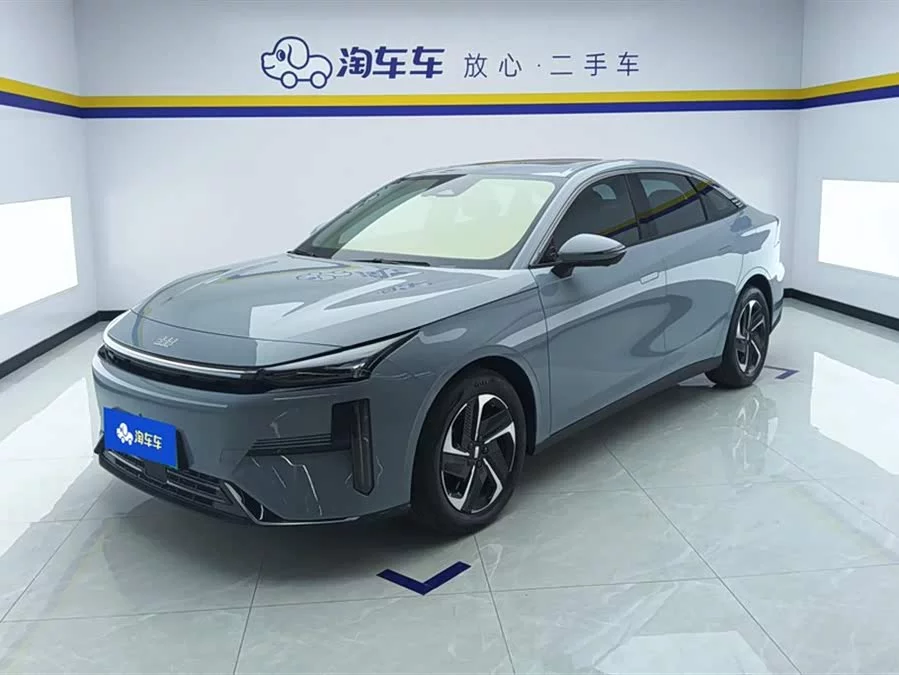 Geely Galaxy L6