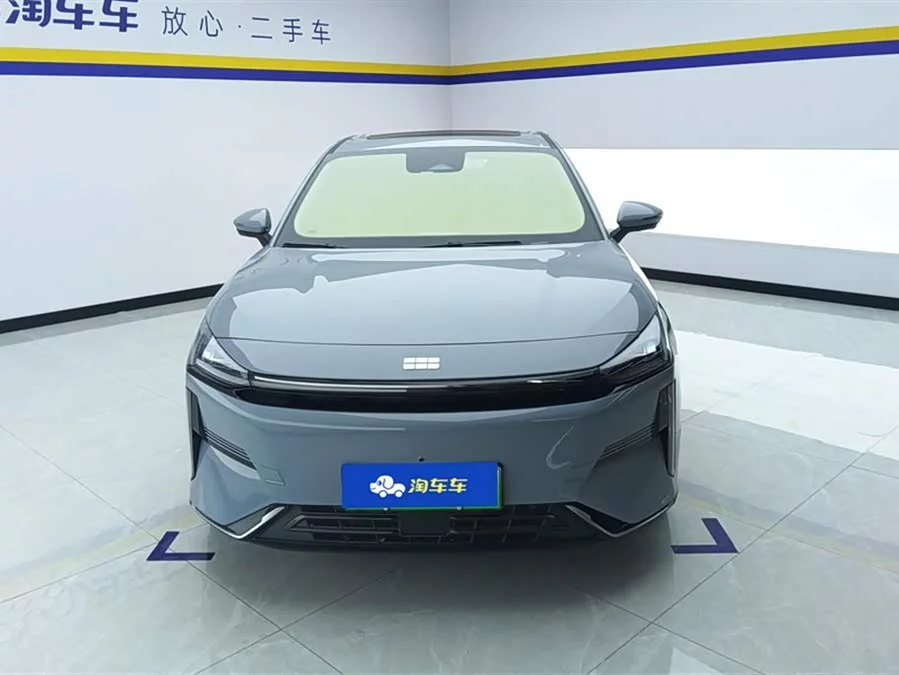 Geely Galaxy L6