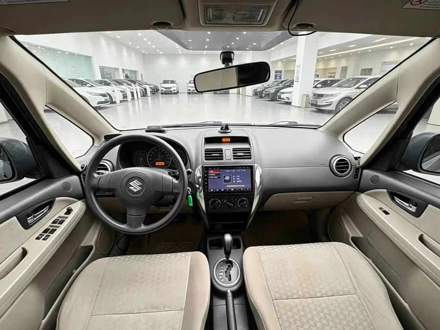 Suzuki SX4