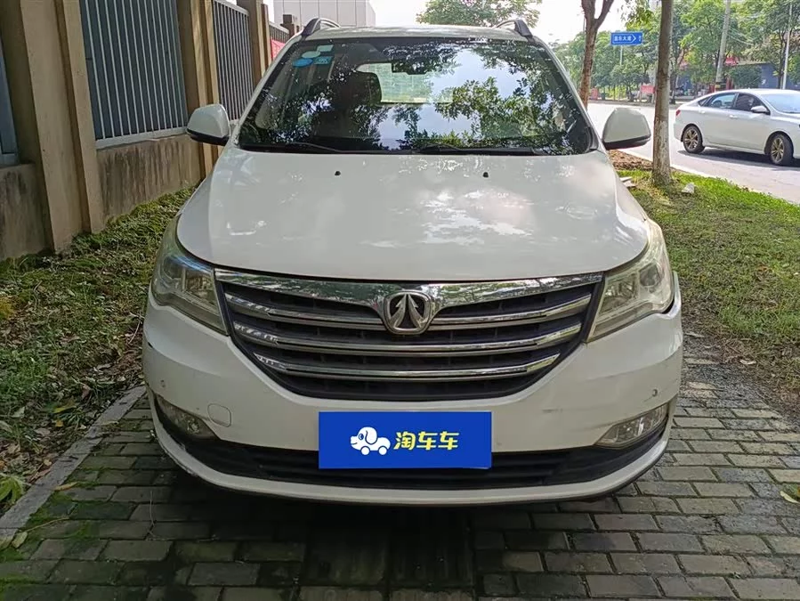 BAIC M50F