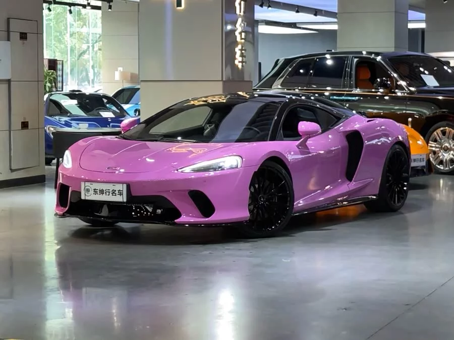 McLaren GT
