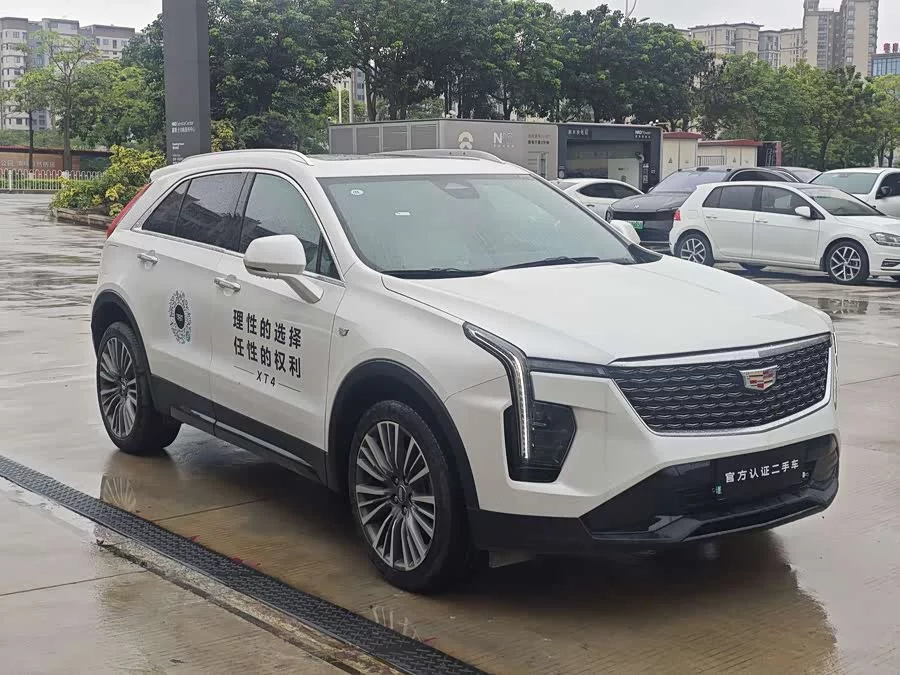 Cadillac XT4