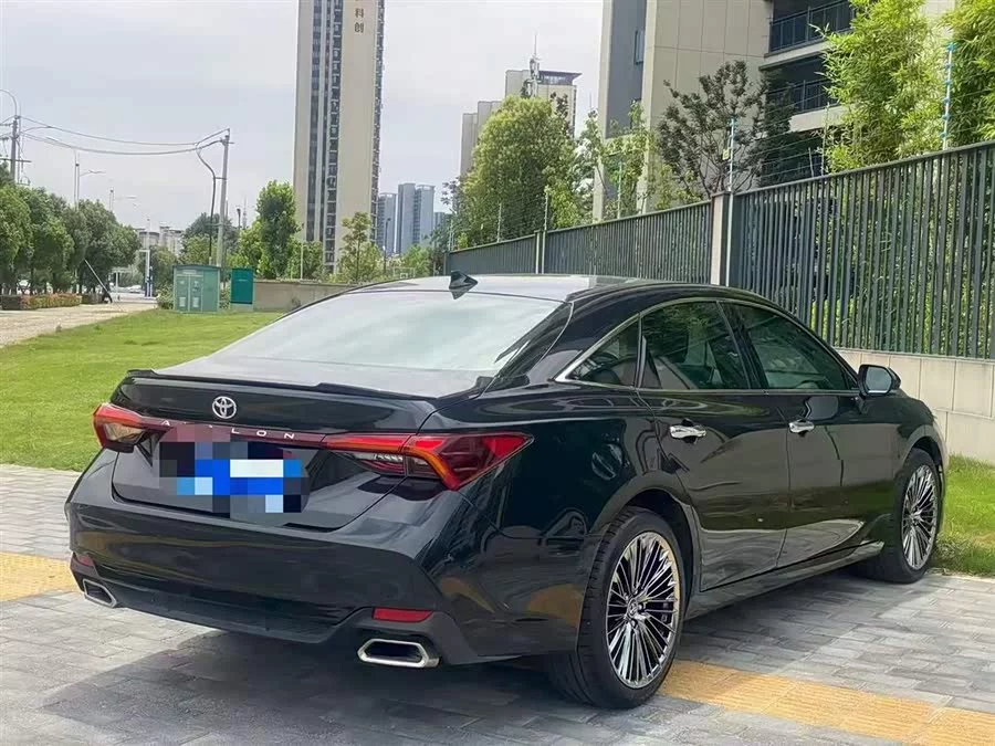 Toyota Avalon