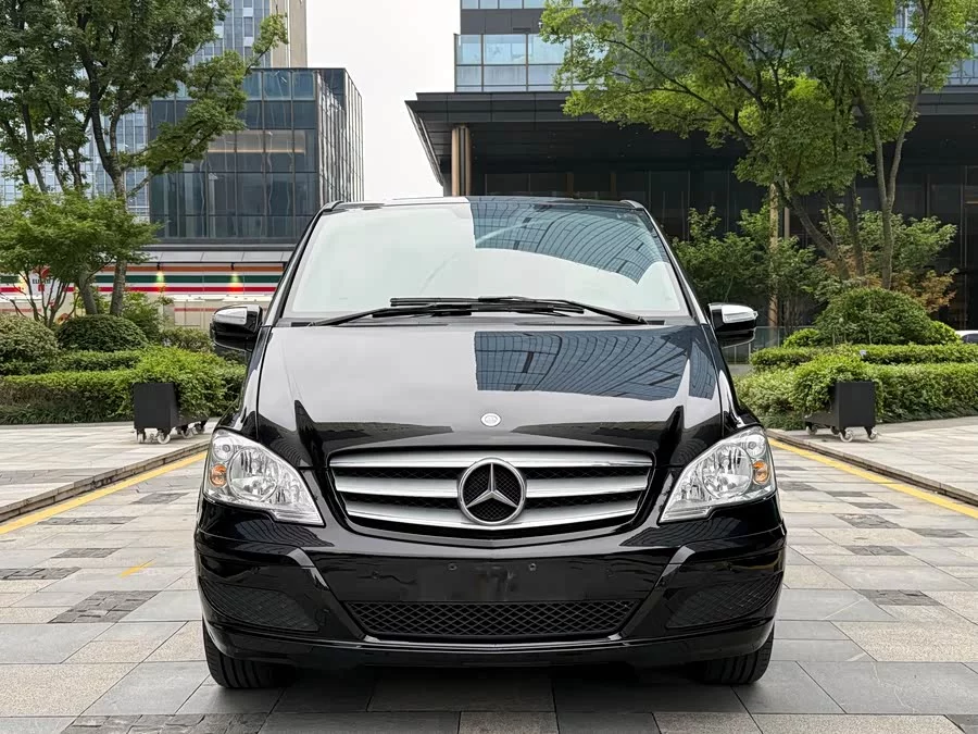 Mercedes Benz Viano