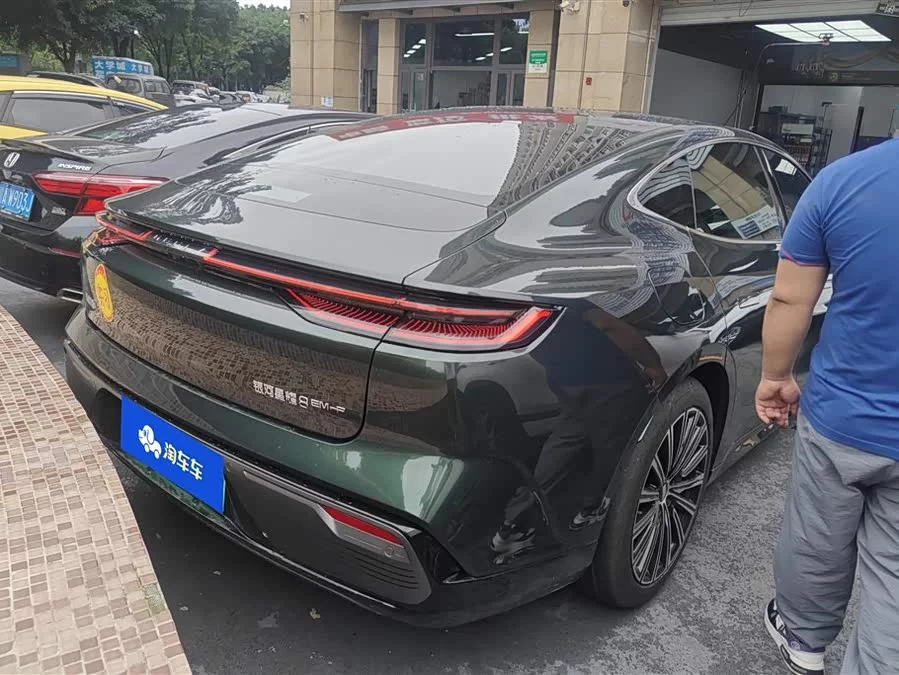 Geely Galaxy Star 8