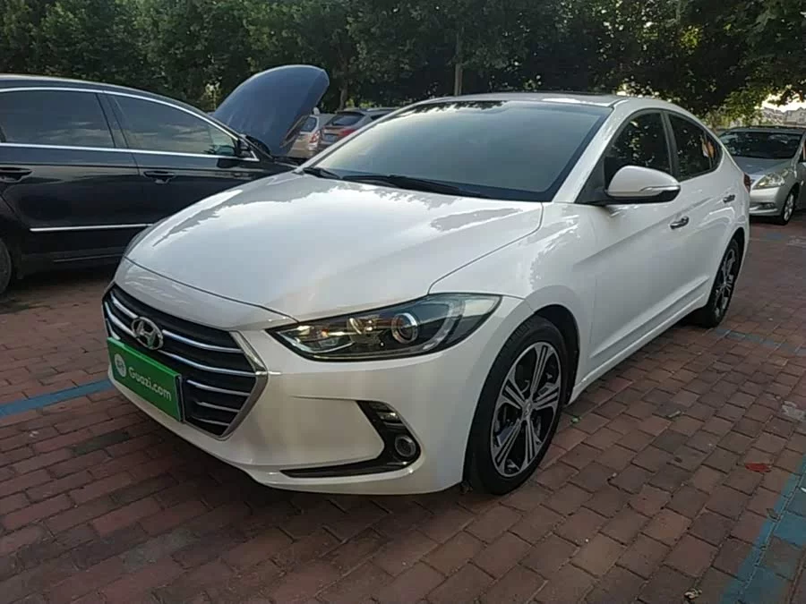Hyundai elantra