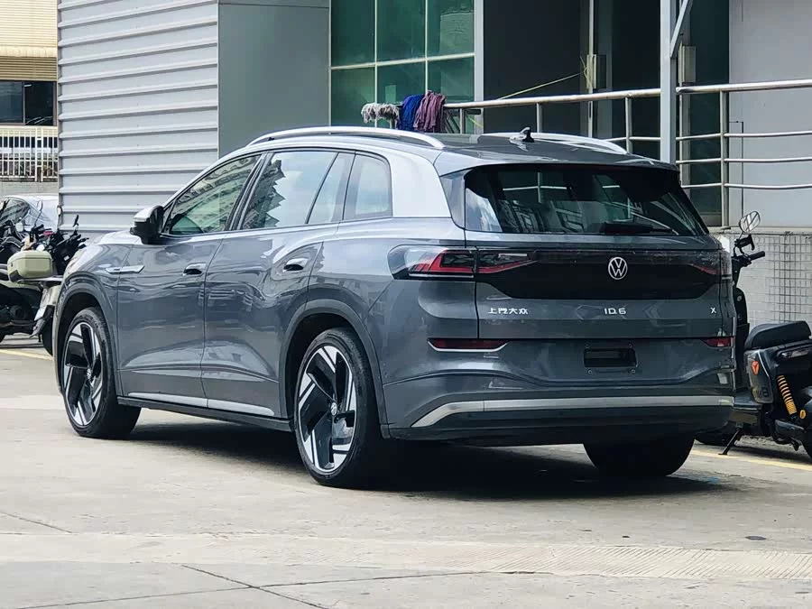 Volkswagen ID.6 X