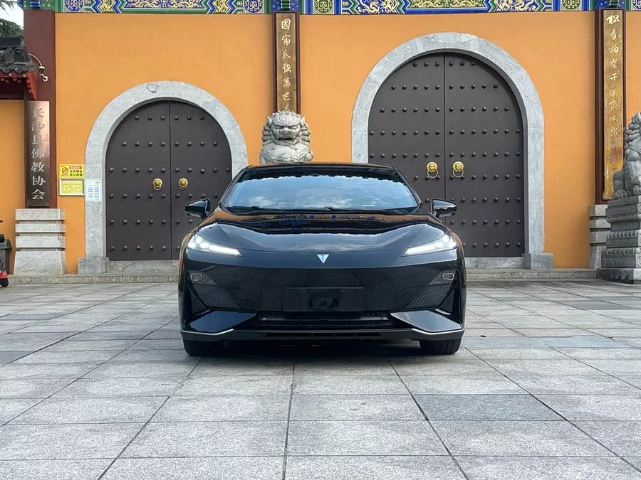 Deepal dark blue SL03
