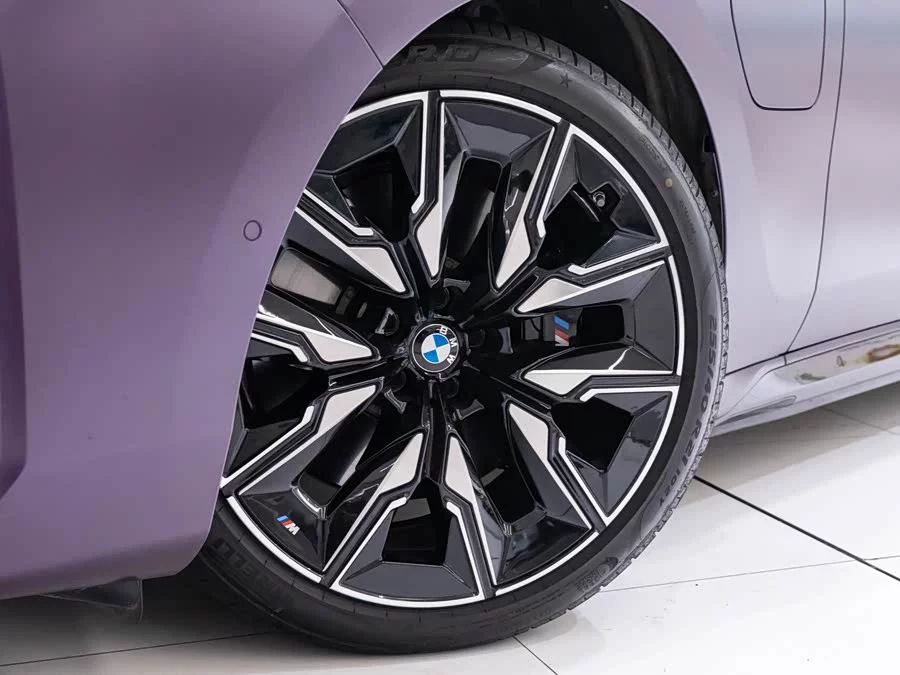 BMW M760Le