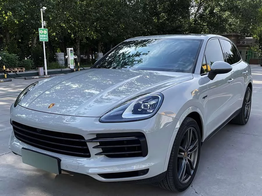 Porsche Cayenne New Energy