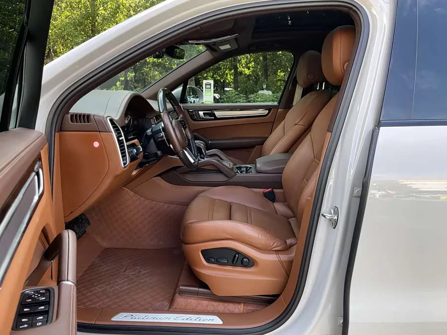 Porsche Cayenne New Energy