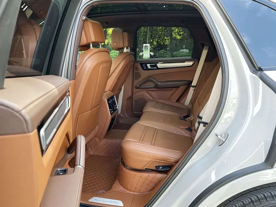 Porsche Cayenne New Energy