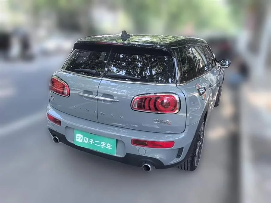 MINI CLUBMAN