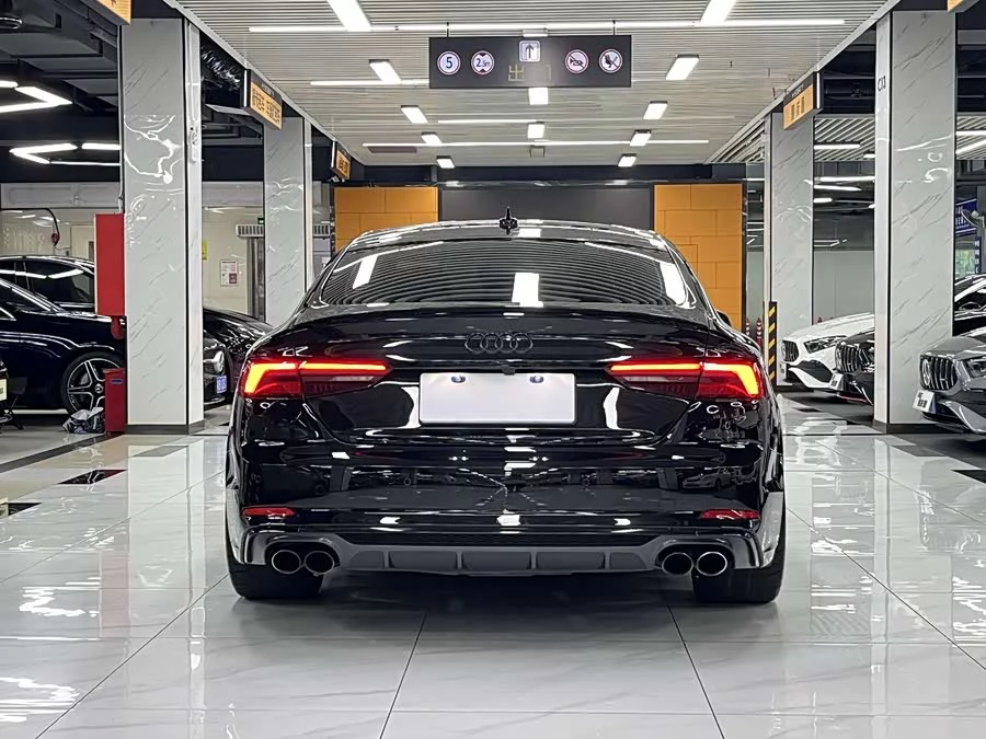 Audi S5