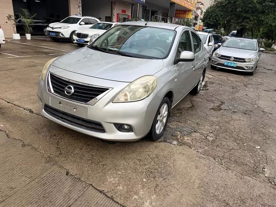 Nissan Sunny