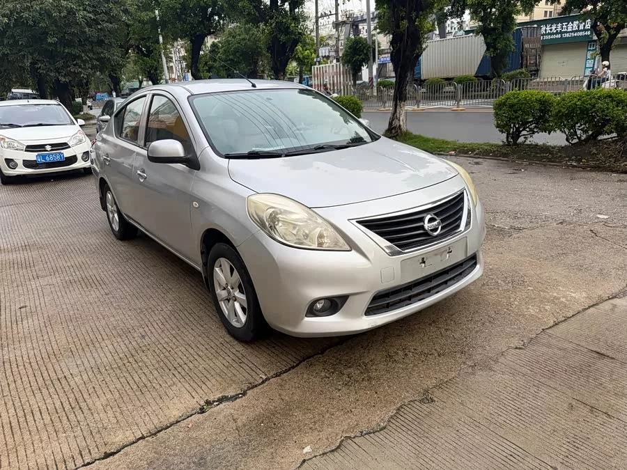 Nissan Sunny