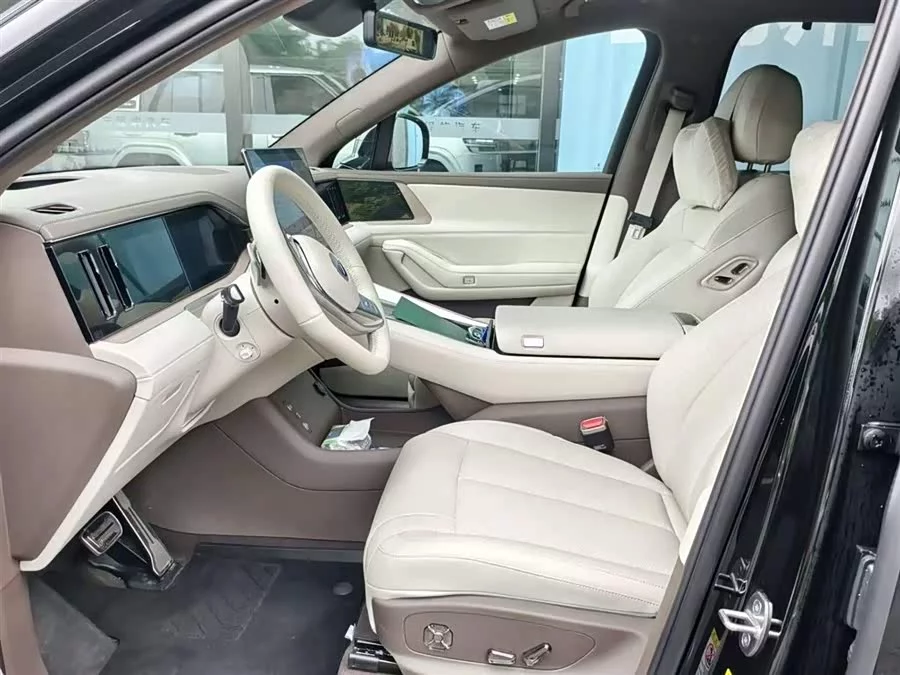 BYD N8L