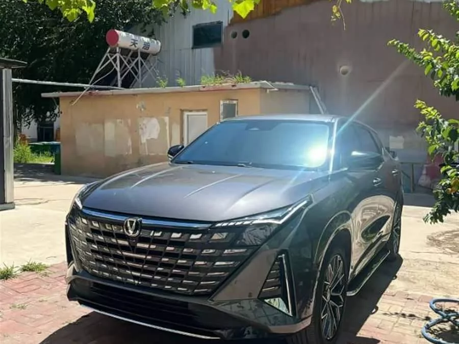 Changan UNI-Z PHEV