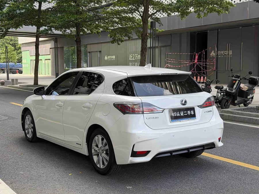 Lexus CT