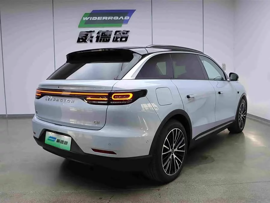 Leapmotor C11