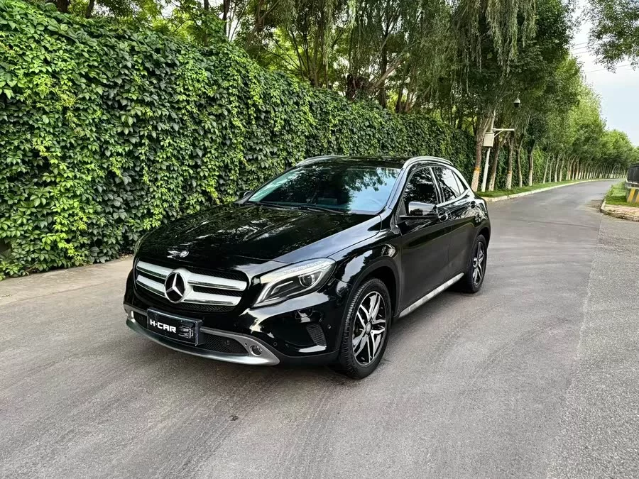 Mercedes Benz GLA