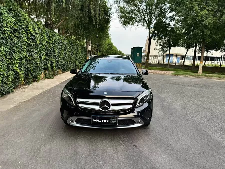Mercedes Benz GLA