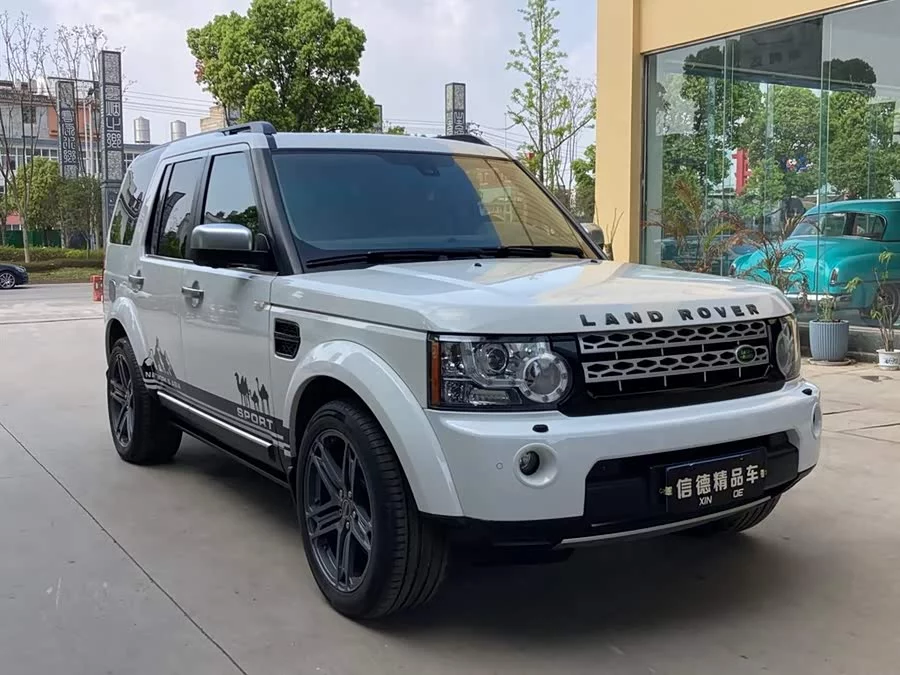 Land Rover finds