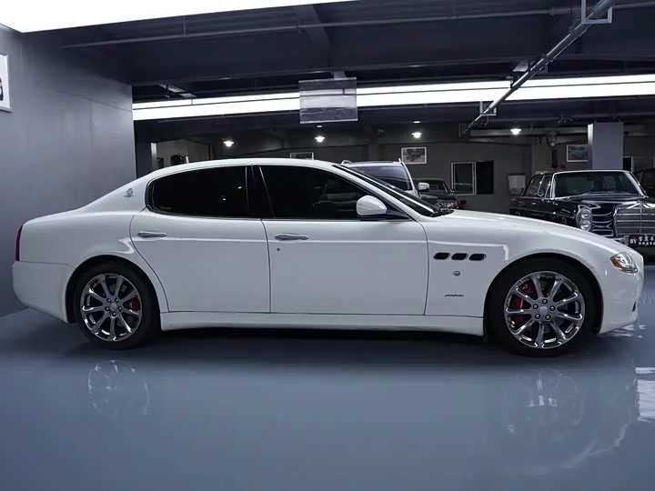 Maserati President