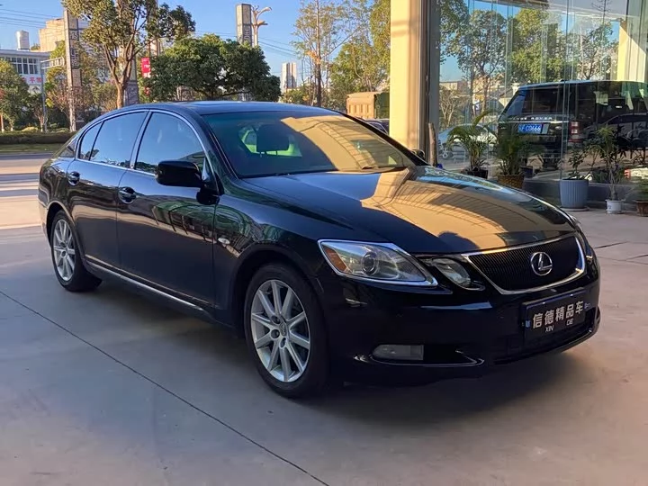 Lexus GS