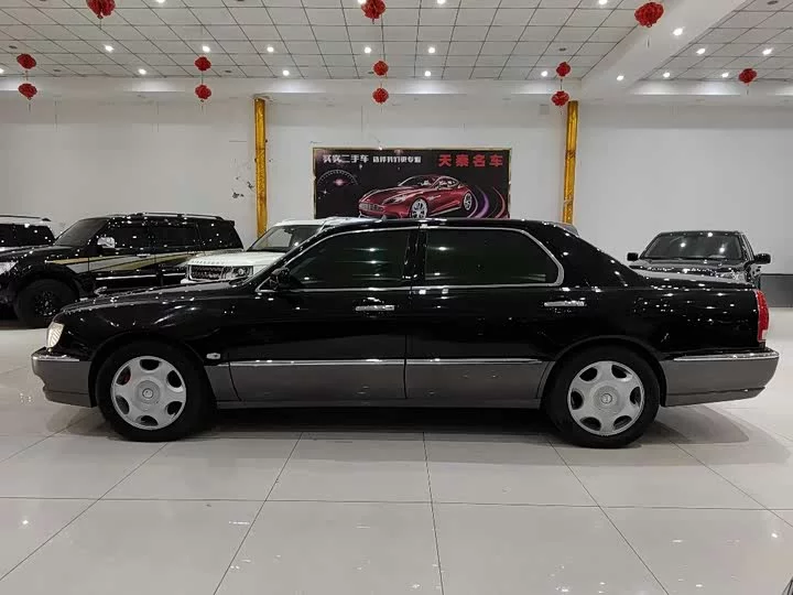 Hyundai Equus