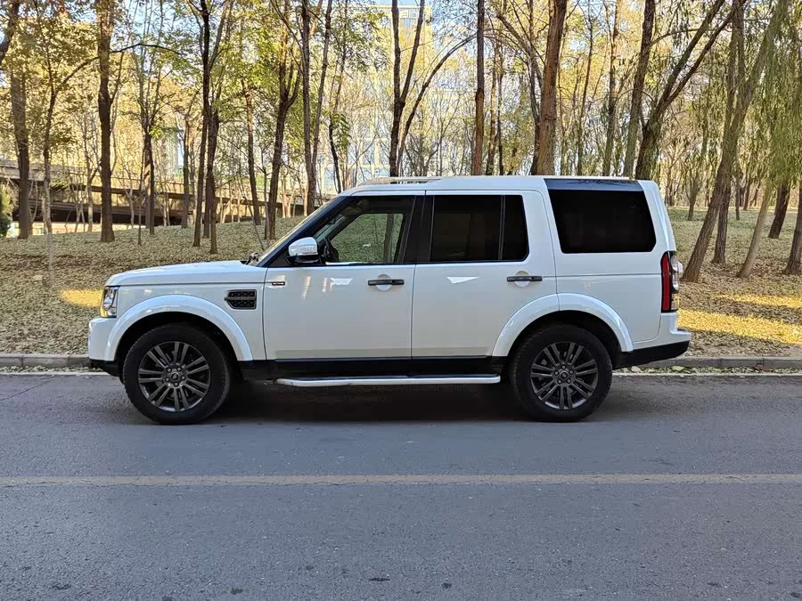 Land Rover finds