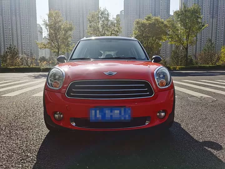 MINI COUNTRYMAN