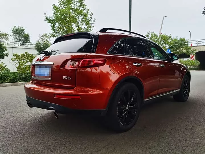 Infiniti FX