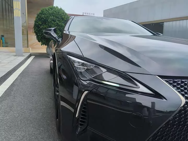 Lexus LC