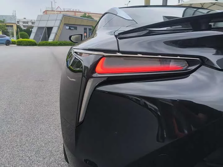 Lexus LC