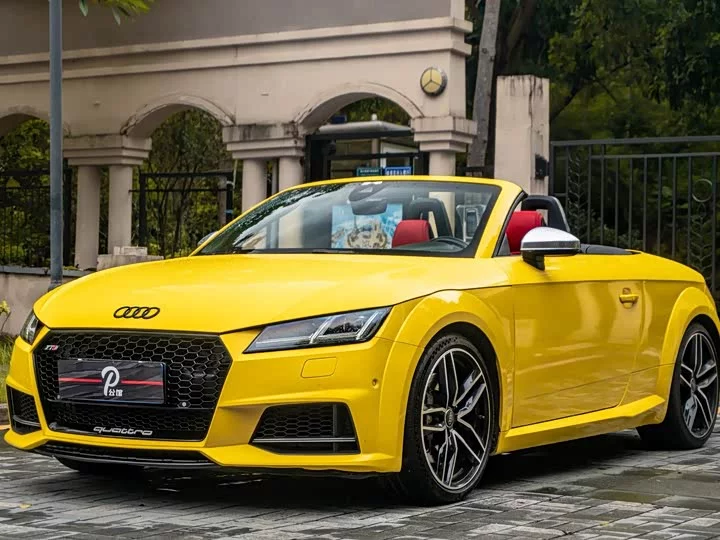 Audi TTS