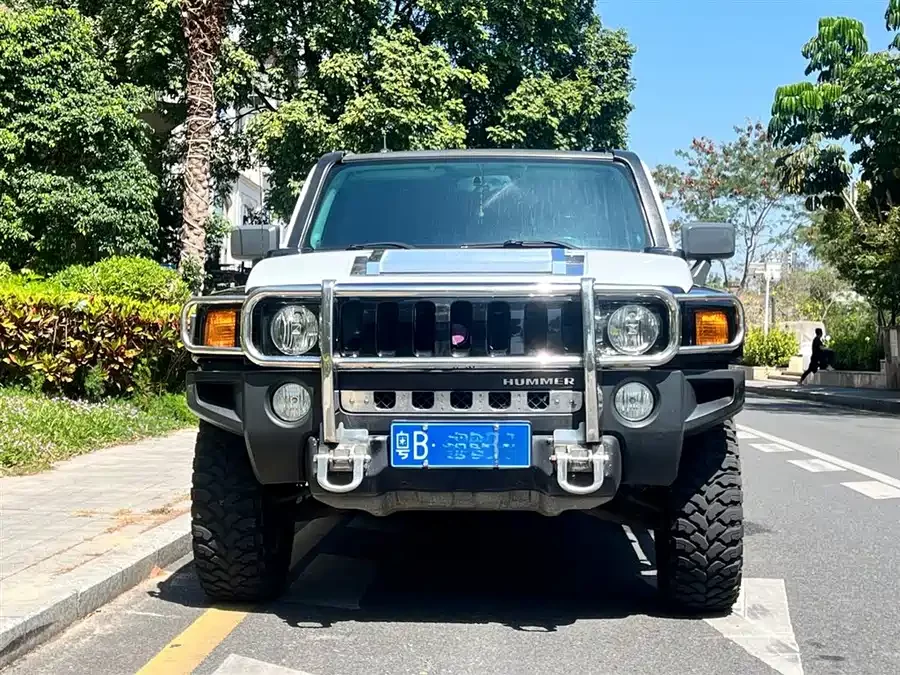 Hummer H3