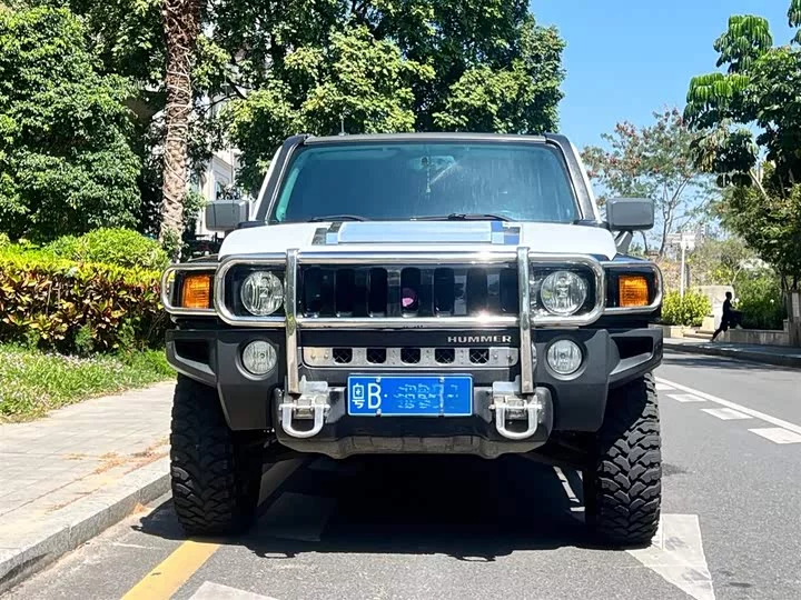 Hummer H3