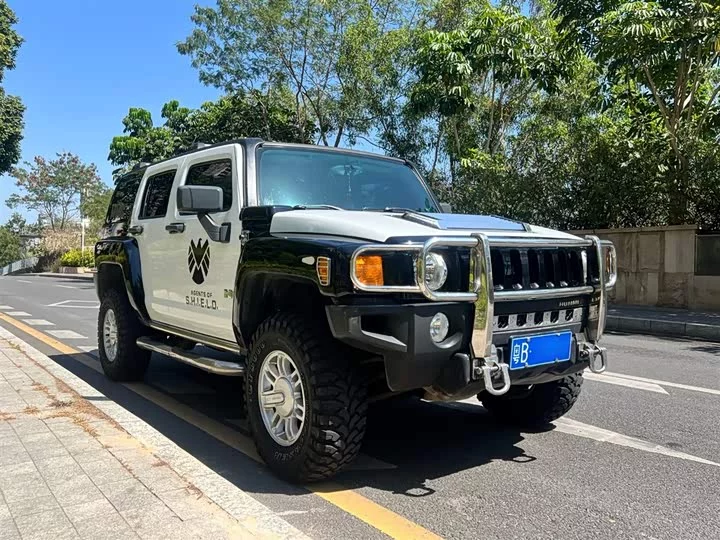 Hummer H3