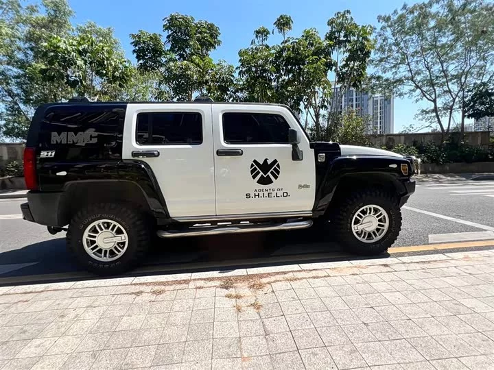 Hummer H3