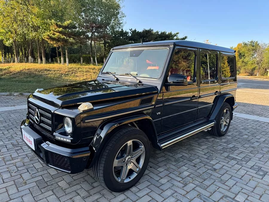 Mercedes Benz G-rated
