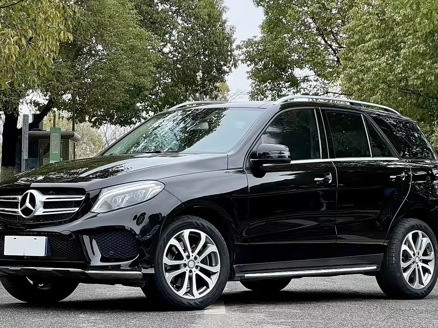 Mercedes Benz GLE (Imported)