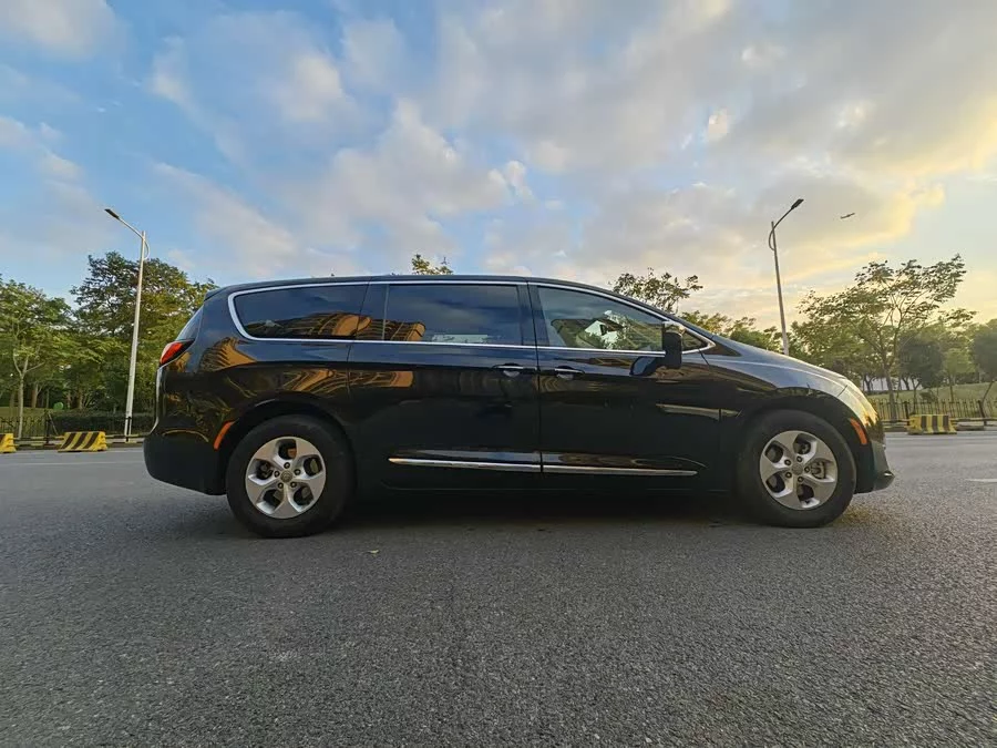 Chrysler Grand Voyager PHEV