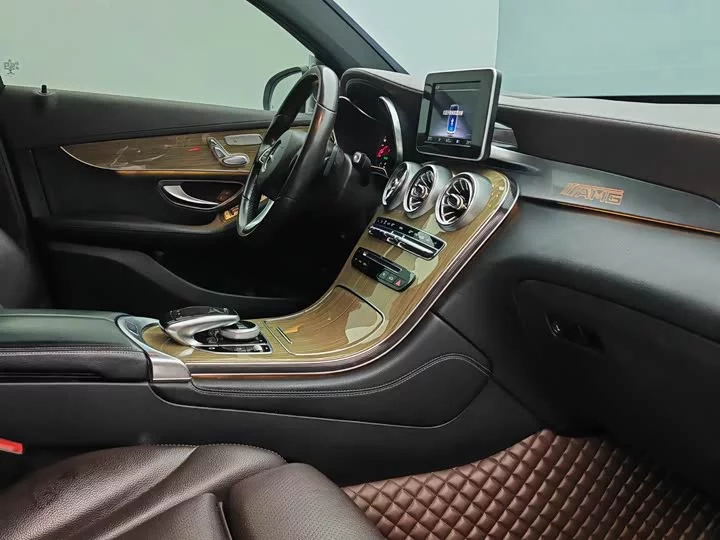 Mercedes-Benz GLC coupe